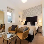 Affittacamere Wheatlands Lodge-windermere - Award Winning - Adult Only - Free Car Park-free Off Site Health Club Access Windermere