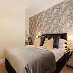 Wheatlands Lodge-windermere - Award Winning - Adult Only - Free Car Park-free Off Site Health Club Access 5* Windermere