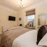 Wheatlands Lodge-windermere - Award Winning - Adult Only - Free Car Park-free Off Site Health Club Access Affittacamere