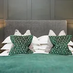 Wheatlands Lodge-windermere - Award Winning - Adult Only - Free Car Park-free Off Site Health Club Access