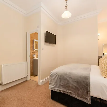 Wheatlands Lodge-windermere - Award Winning - Adult Only - Free Car Park-free Off Site Health Club Access Windermere