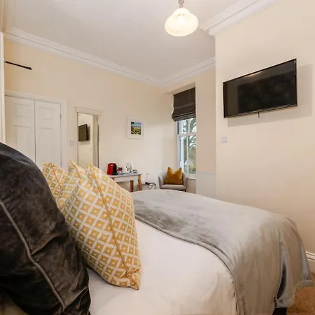 Wheatlands Lodge-windermere - Award Winning - Adult Only - Free Car Park-free Off Site Health Club Access Gasthuis Windermere