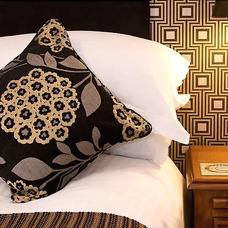 Gasthuis Wheatlands Lodge-windermere - Award Winning - Adult Only - Free Car Park-free Off Site Health Club Access