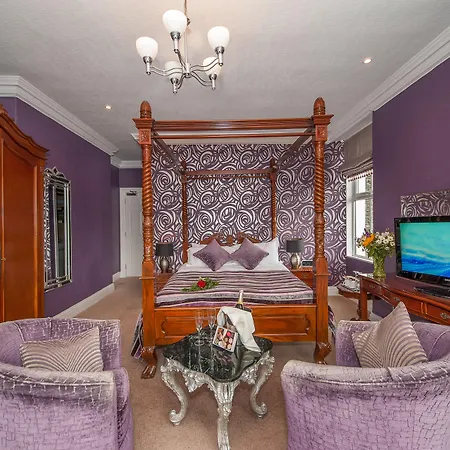 Wheatlands Lodge-windermere - Award Winning - Adult Only - Free Car Park-free Off Site Health Club Access Gasthuis