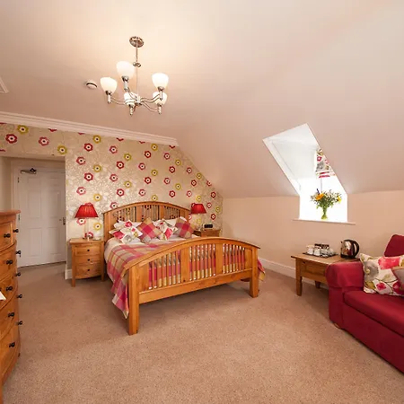 Wheatlands Lodge-windermere - Award Winning - Adult Only - Free Car Park-free Off Site Health Club Access 5* Windermere