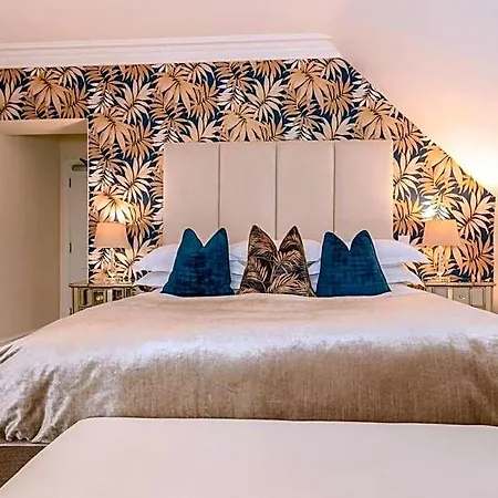 Wheatlands Lodge-windermere - Award Winning - Adult Only - Free Car Park