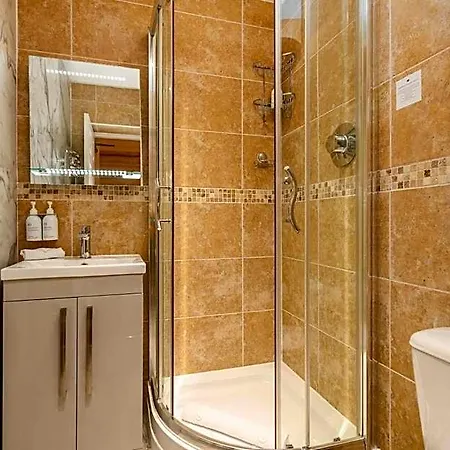 Wheatlands Lodge-windermere - Award Winning - Adult Only - Free Car Park Affittacamere 5*