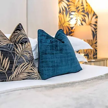 Wheatlands Lodge-windermere - Award Winning - Adult Only - Free Car Park Гостевой дом