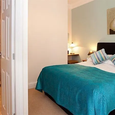 Gasthuis Wheatlands Lodge-windermere - Award Winning - Adult Only - Free Car Park-free Off Site Health Club Access