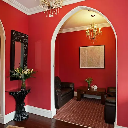 Guest house Wheatlands Lodge-windermere - Of The Year 2024 - Adult Only - Free Car Park 5*