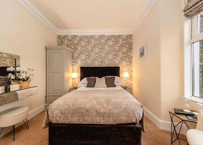 Wheatlands Lodge-windermere - Award Winning - Adult Only - Free Car Park-free Off Site Health Club Access 5* Windermere