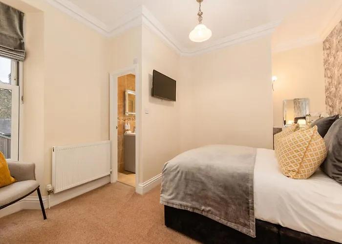 Wheatlands Lodge-windermere - Award Winning - Adult Only - Free Car Park-free Off Site Health Club Access Windermere