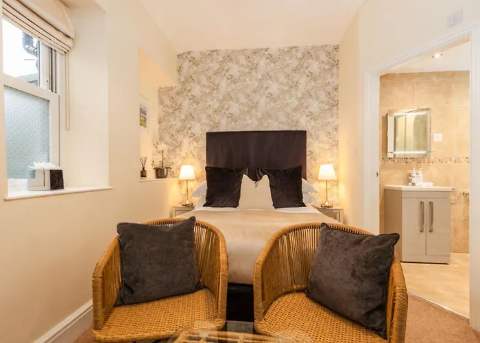 Penzion Wheatlands Lodge-windermere - Award Winning - Adult Only - Free Car Park-free Off Site Health Club Access