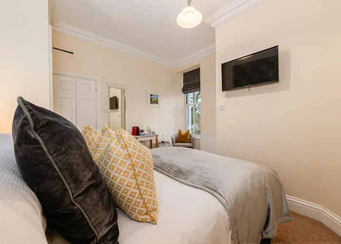 Wheatlands Lodge-windermere - Award Winning - Adult Only - Free Car Park-free Off Site Health Club Access Penzion Windermere