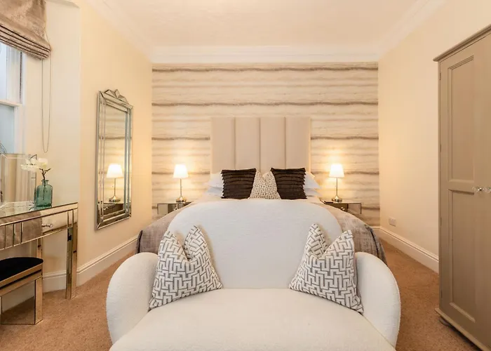 Wheatlands Lodge-windermere - Award Winning - Adult Only - Free Car Park-free Off Site Health Club Access Windermere