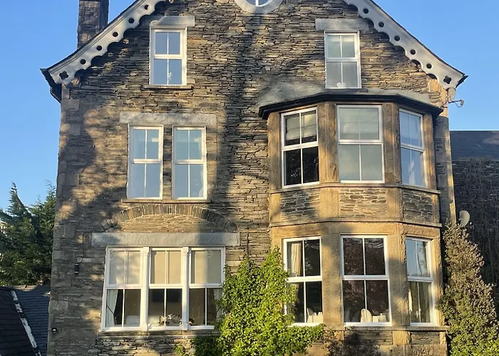 Wheatlands Lodge-windermere - Award Winning - Adult Only - Free Car Park-free Off Site Health Club Access 5* Windermere